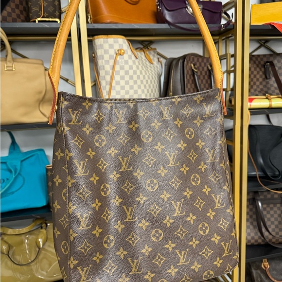 JR12154 Louis Vuitton Monogram Looping GM - Picture 8 of 8